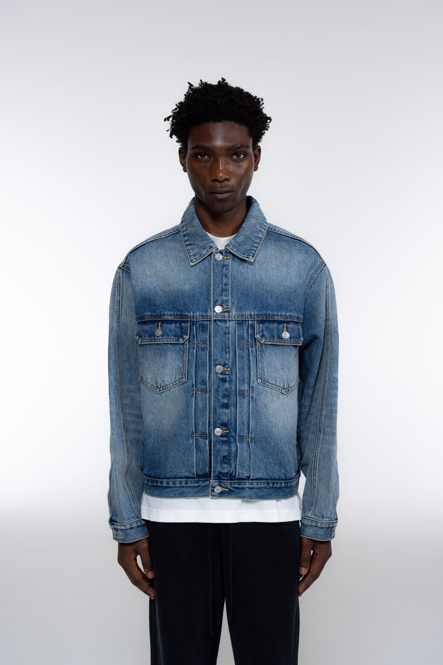 PLEATED DENIM JACKET