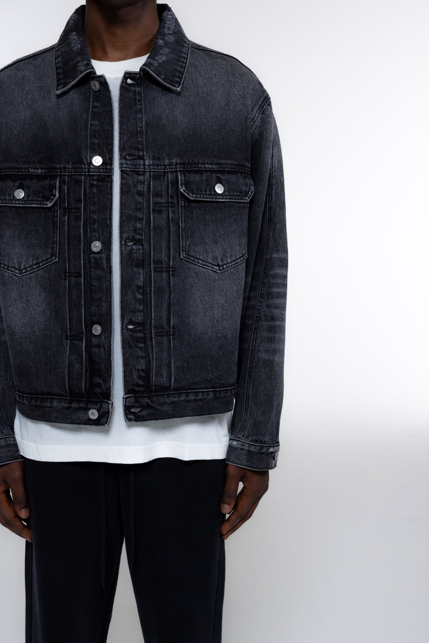 PLEATED DENIM JACKET