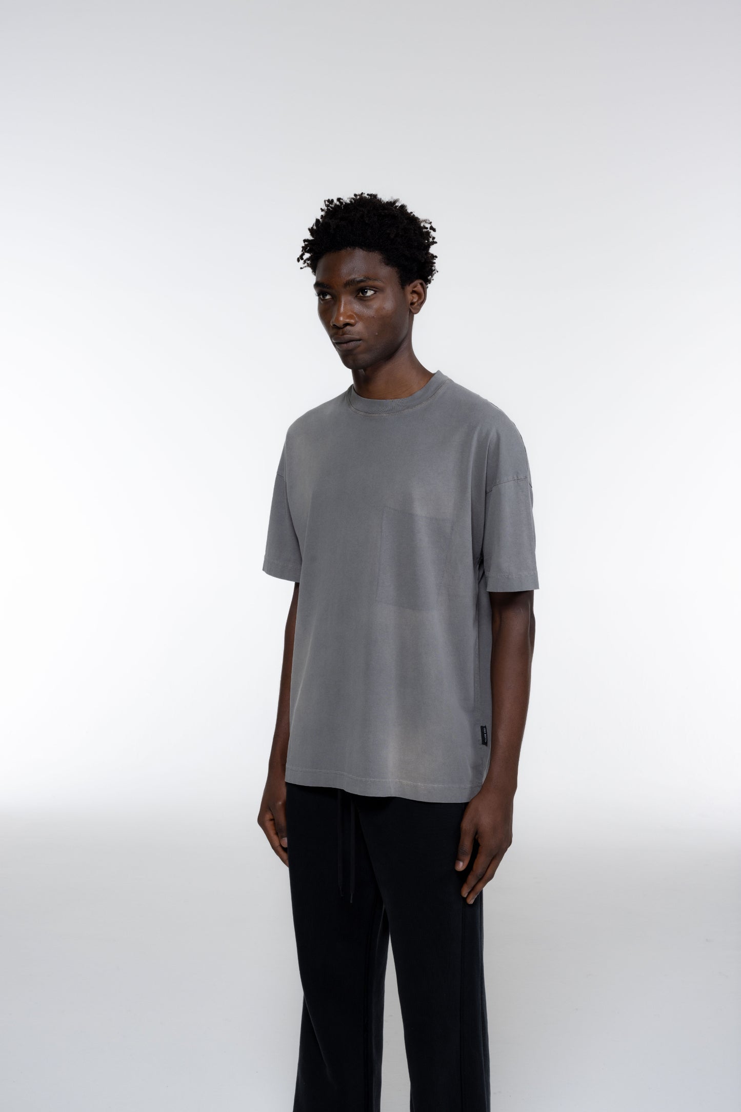 POCKET FADE T-SHIRT