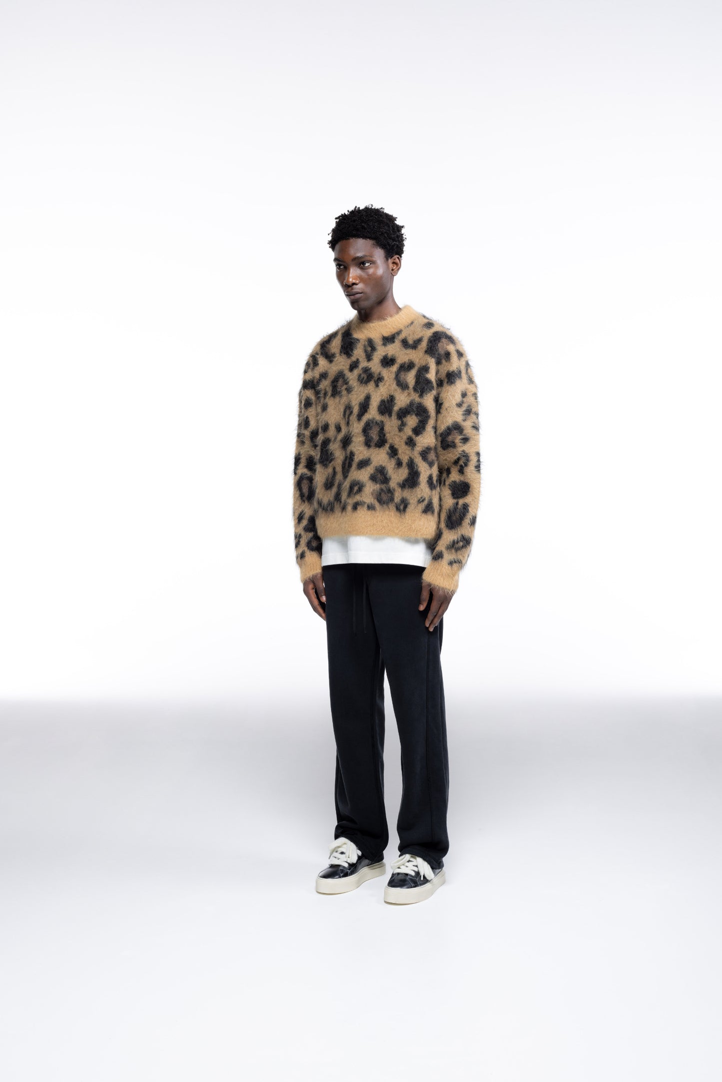 LEOPARD KNIT SWEATER