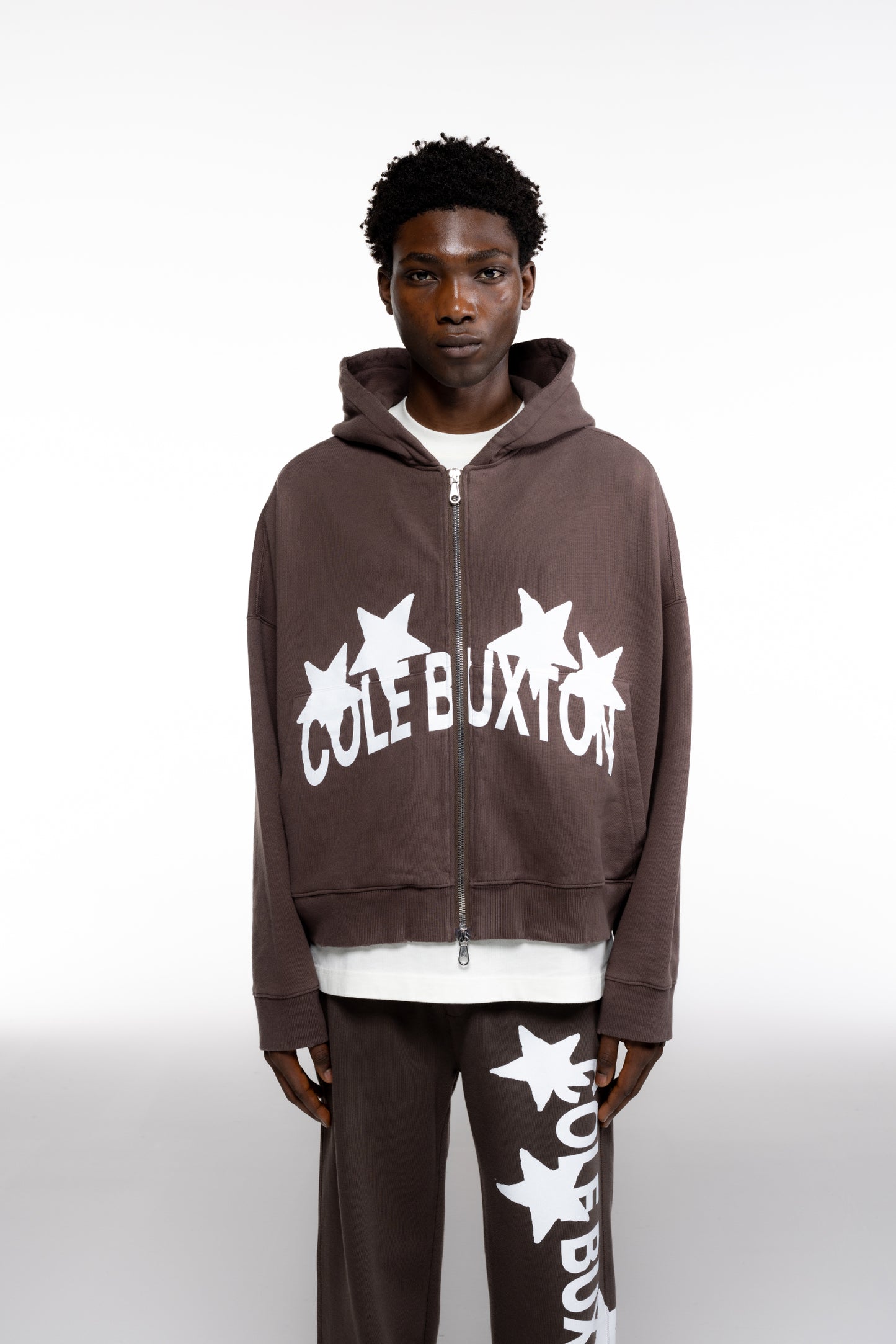 4 STAR ZIPPED HOODIE