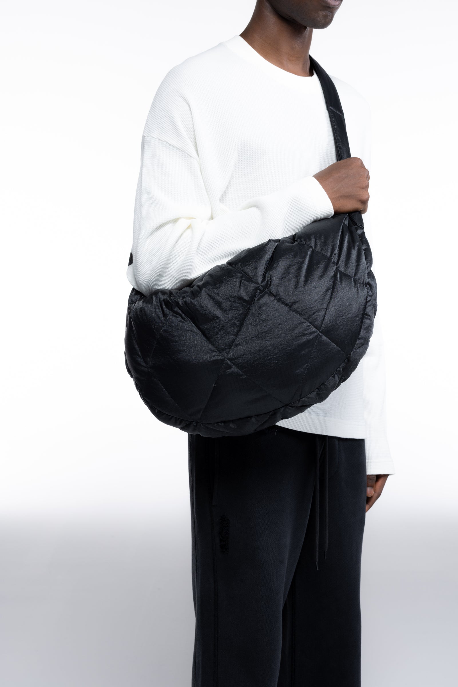 RIPSTOP SLING BAG