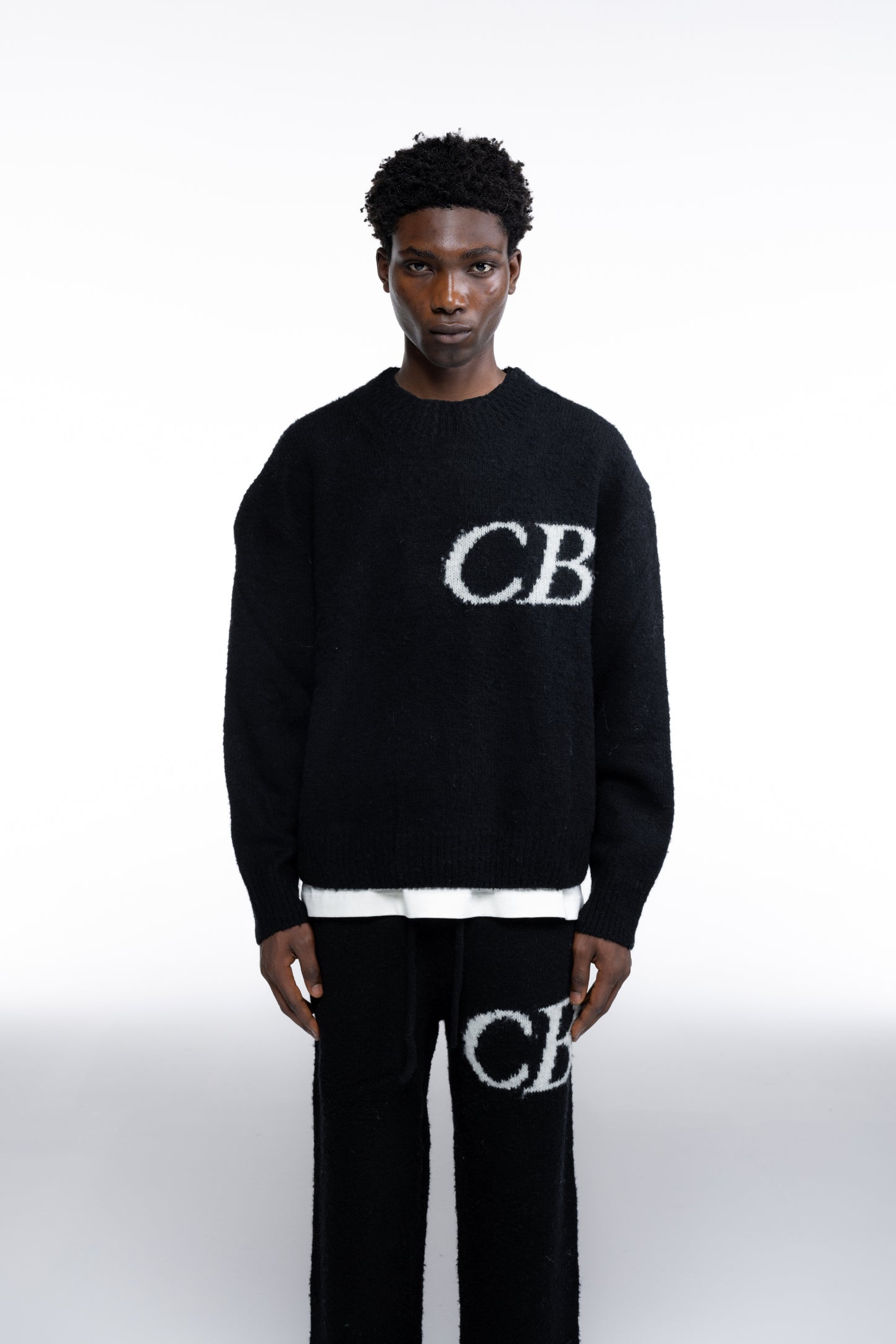 CB LOGO KNIT SWEATER