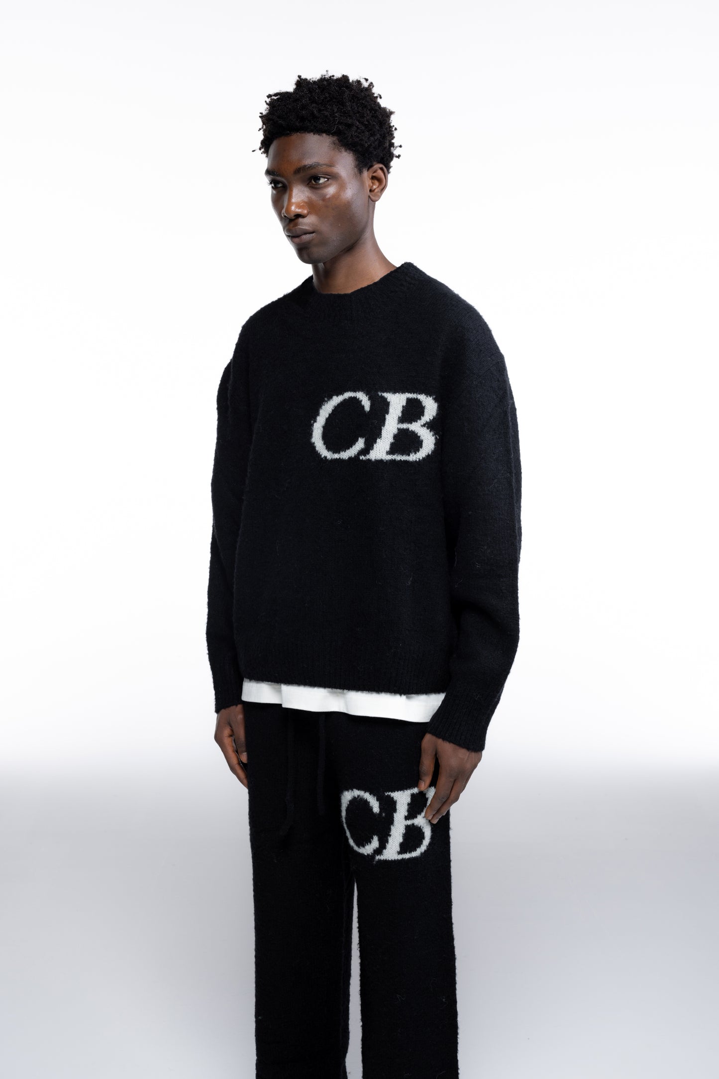 CB LOGO KNIT SWEATER