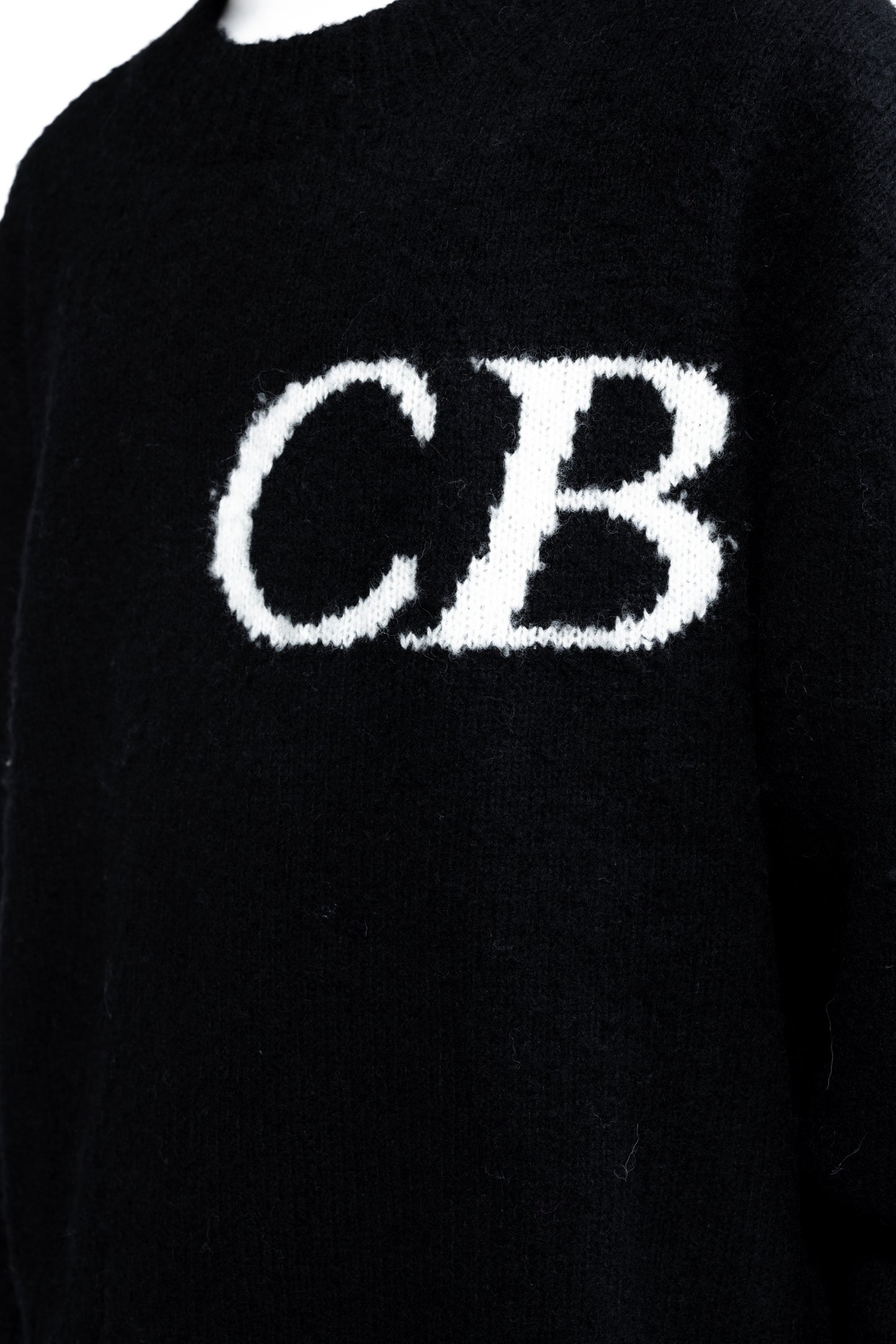 CB LOGO KNIT SWEATER