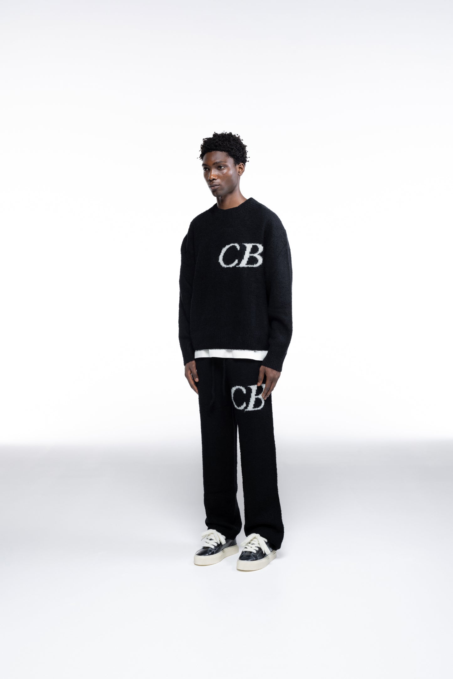 CB LOGO KNIT SWEATER